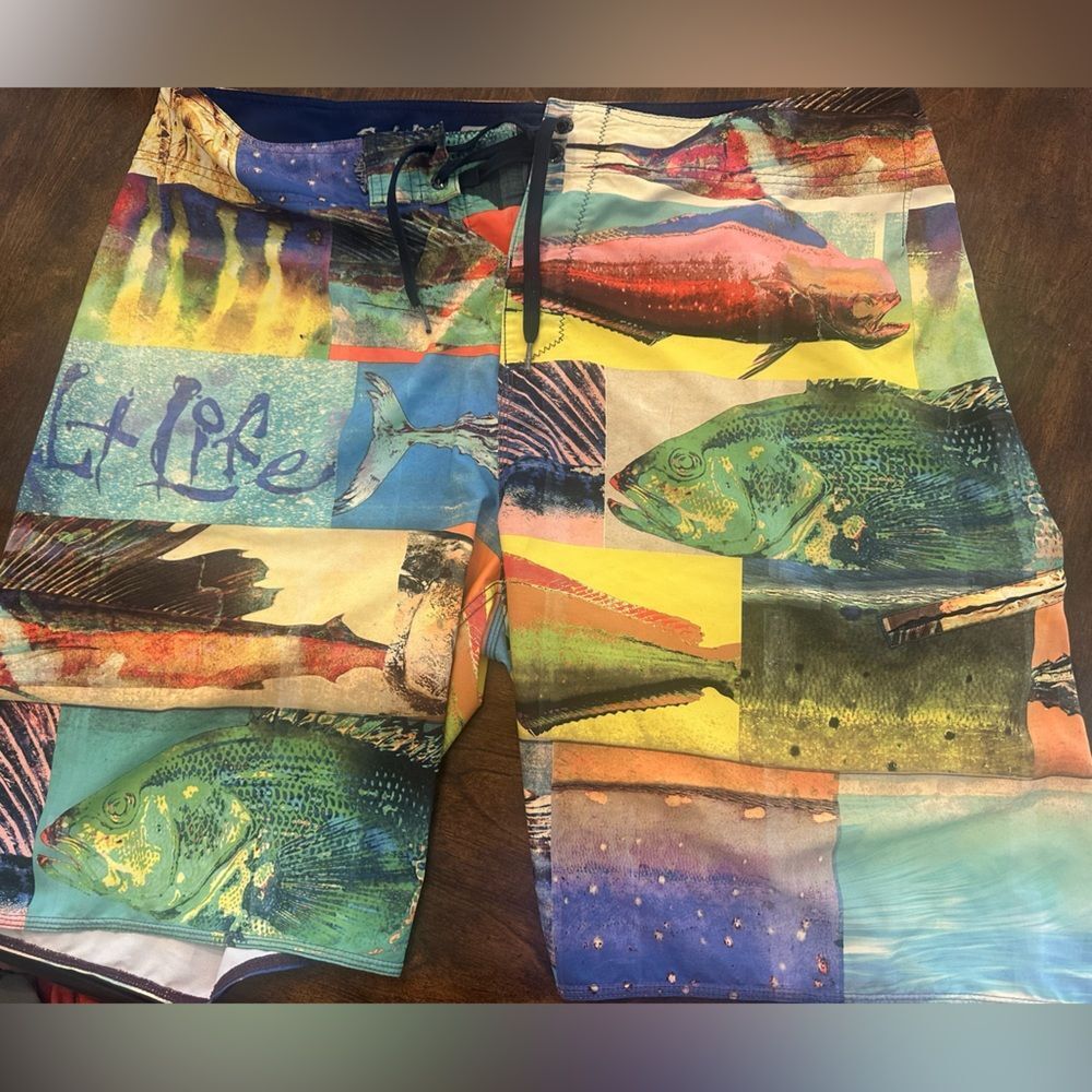 Salt Life Multicolor‎ Swim Trunks size 38 NWOT
